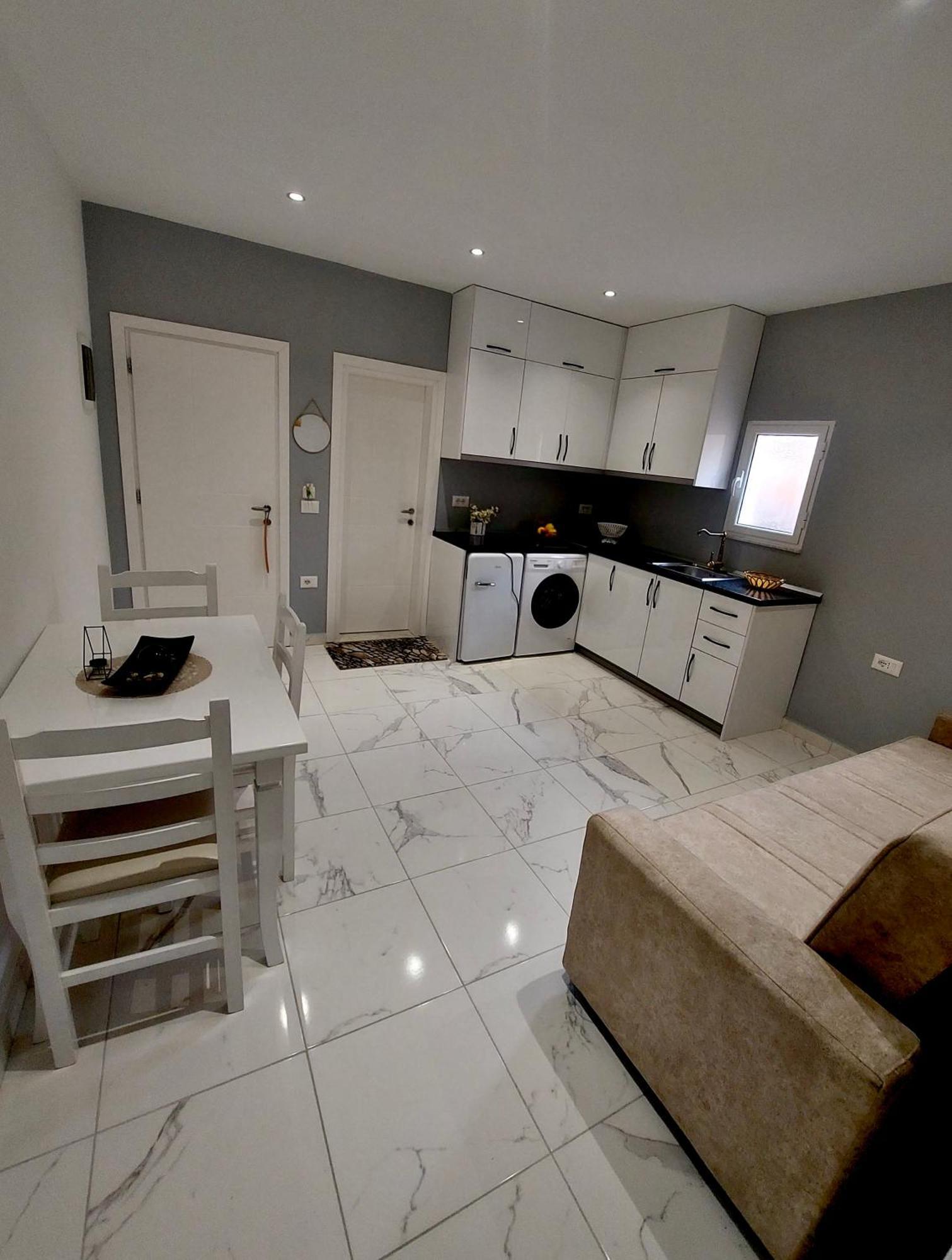 Beni 'S Apartments Sarandë Eksteriør bilde