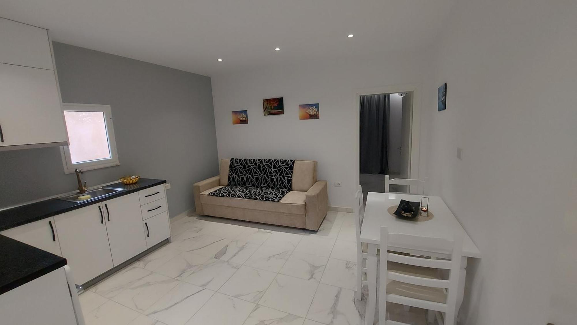 Beni 'S Apartments Sarandë Eksteriør bilde